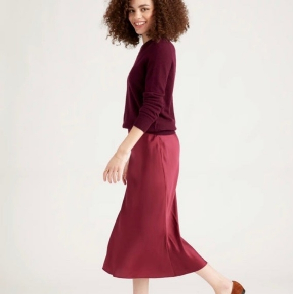 Quince Silk Midi Skirt Burgundy XS - Picture 6 of 7